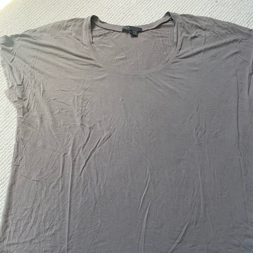 Vince grey tee shirt